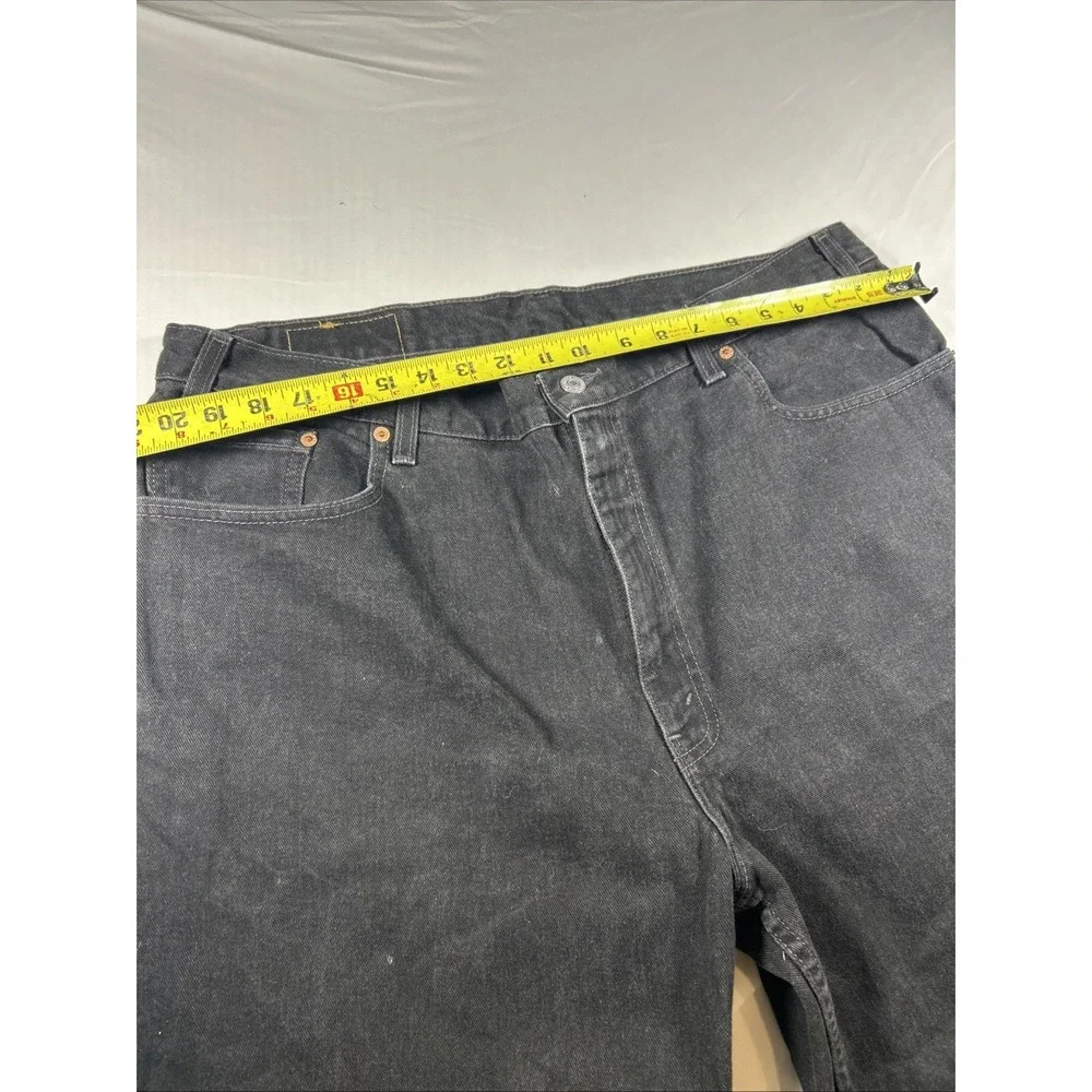 Levi's Vintage 560 Mens Jeans Made USA 42x 32 Loose  Fit 100% Cotton Black